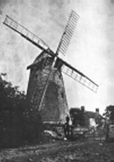 windmill4.jpg (13279 bytes)